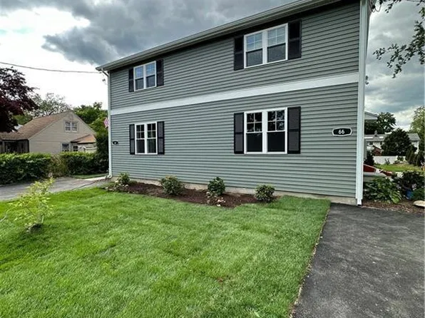 66 Campfield Dr #66, Fairfield, CT 06825