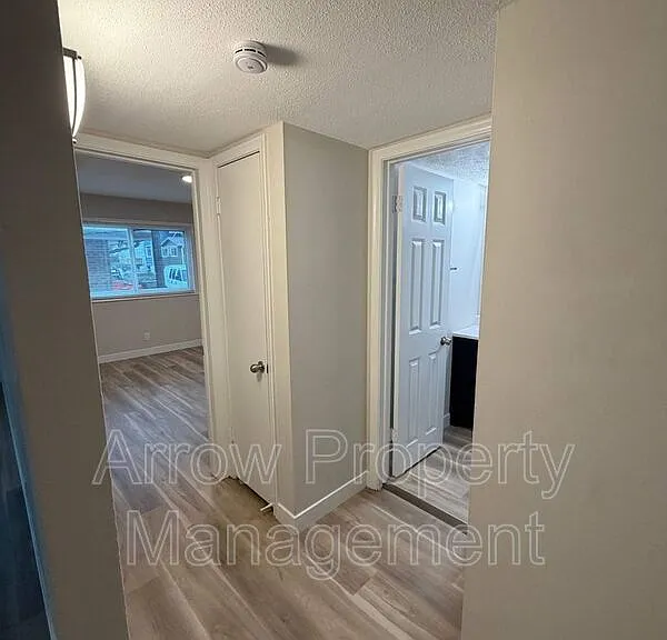 2119 Arbor St #203 — Photo 6