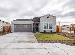 8233 Healy Pass Ave, Bakersfield, CA 93313