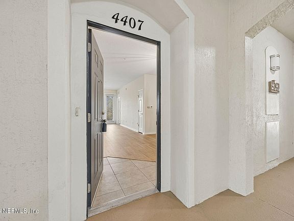 3rd image of 11251 CAMPFIELD Drive #4407