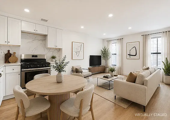 Living room, photo 1
