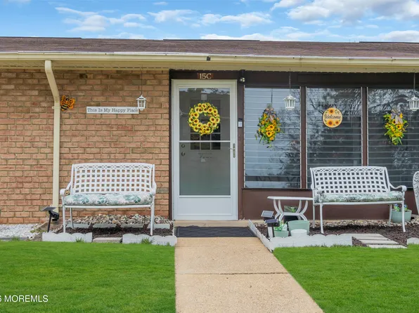 15C Yorkshire Court, Manchester, NJ 08759