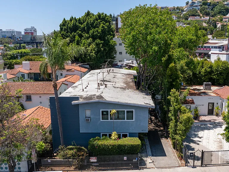 1477 Havenhurst Dr #2 — Photo 14