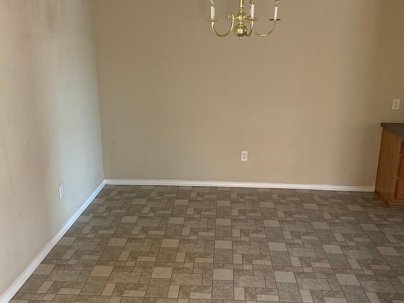 4th image of 5106 Lauren Lea Dr APT B