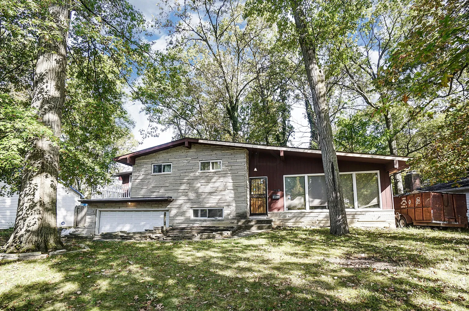 4728 Robinhood Park photo 1