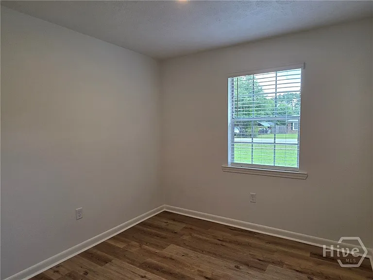 205 Whitehall Ave — Photo 12