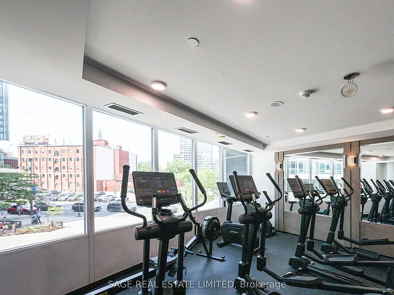 373 Front St W #208 — Photo 40
