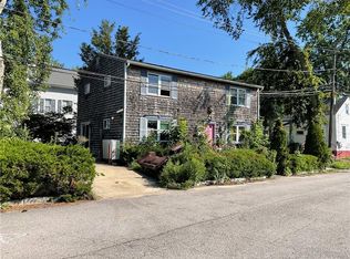 127 Bleachery Ct, Warwick, RI 02886