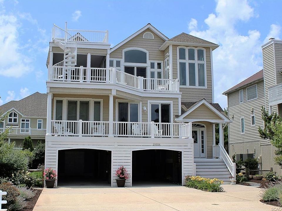 1st image of 29356 Kelly Ln