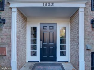 1523 Colonial Dr APT 104, Woodbridge, VA 22192