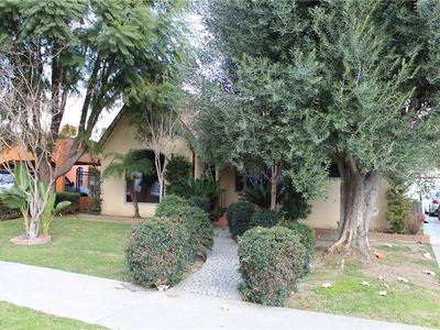 2345 N Riverside Dr, Santa Ana, CA, 92706