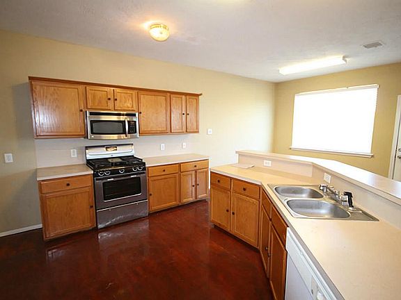 5th image of 20830 Oak Rain Ct