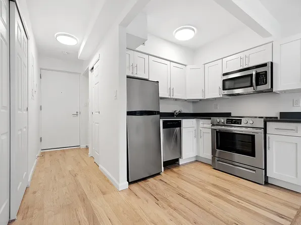 321 E 22nd St, New York, NY