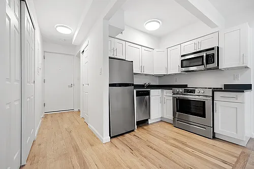 321 E 22nd St #6U Photo 1