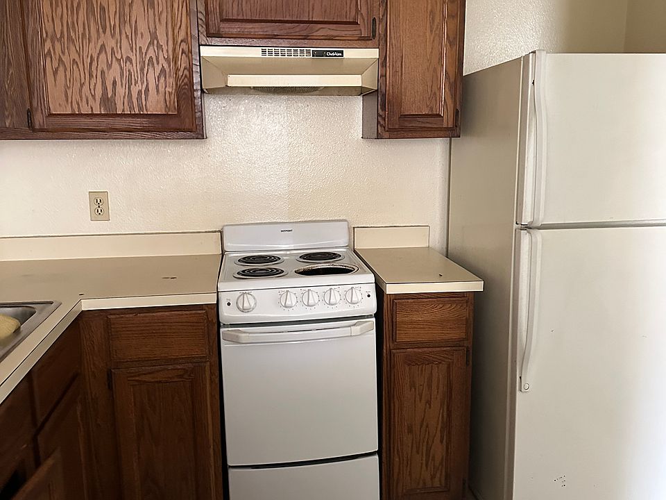 1st image of 641 Avenue B SW
