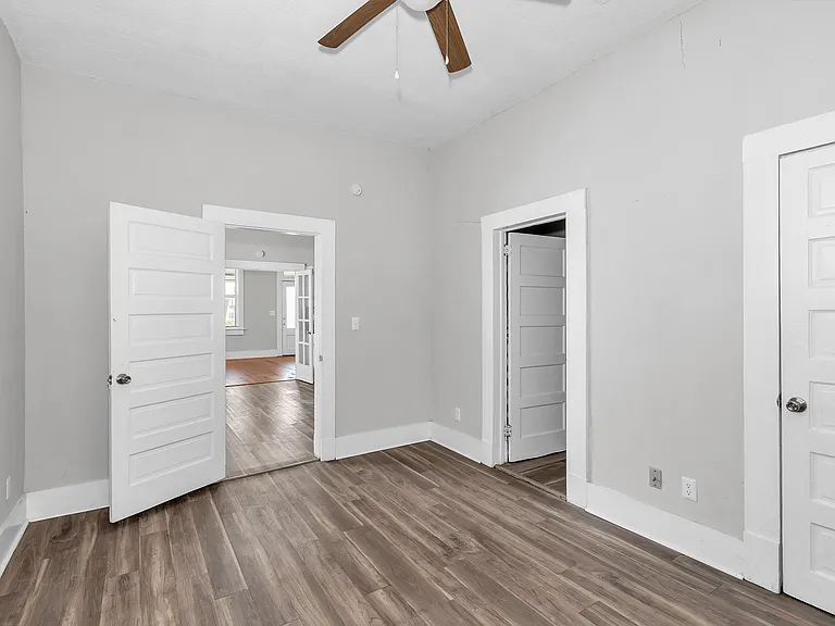 240 Ellis St #B — Photo 9