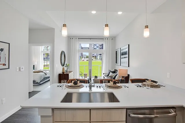 Overture 9th + CO 55+ Active Adult Apartment Homes — Photo 3