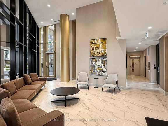 3rd image of 1005 Dundas St E #814