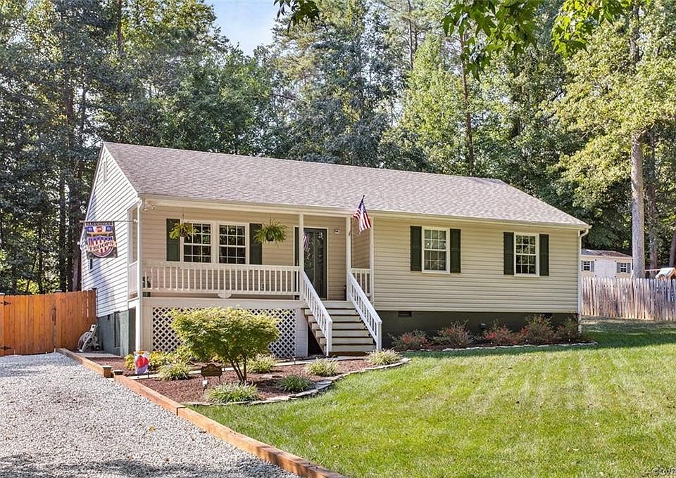 1st image of 2125 Highland Dr