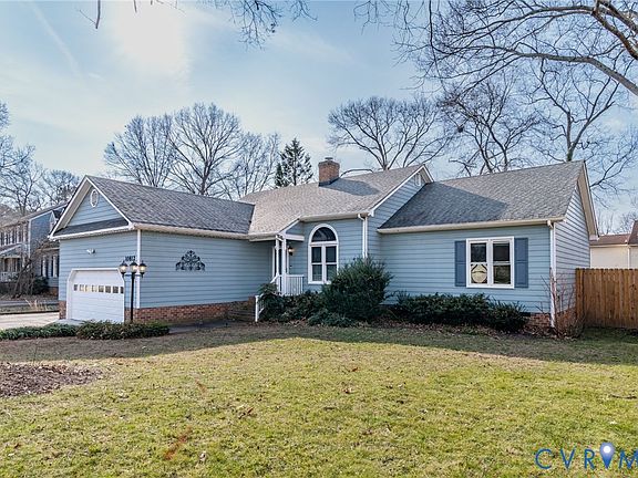 3rd image of 10812 Erin Green Ct