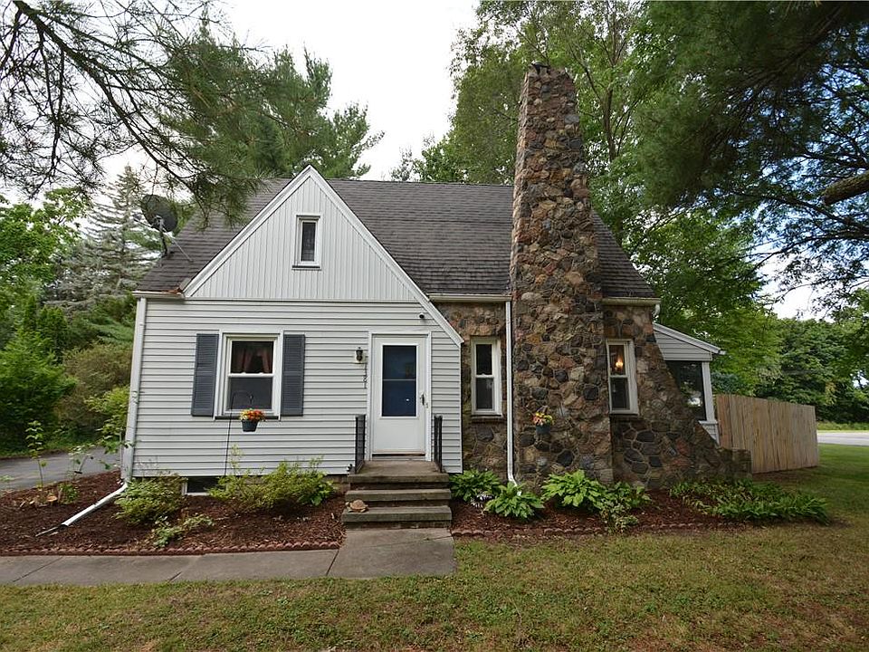 1st image of 1381 Creek St