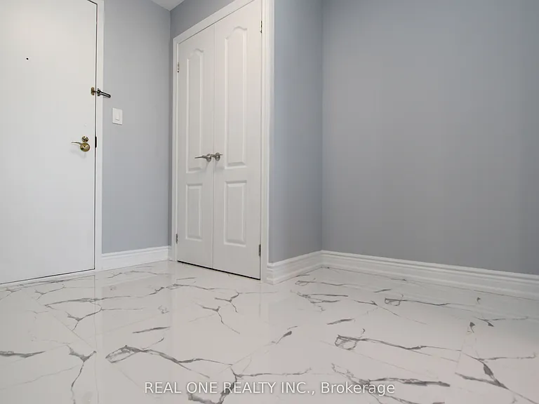 1883 McNicoll Ave #719 — Photo 29
