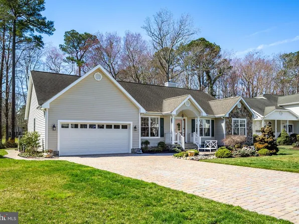 6 Greens Ct, Berlin, MD 21811