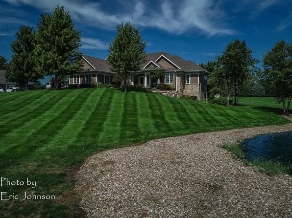 29139 Woodland Hills Dr, Dallas Center, IA 50063