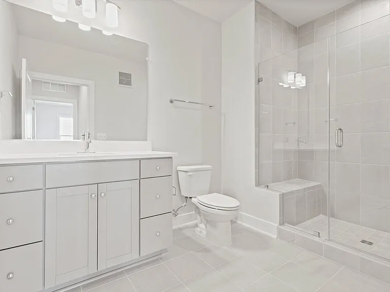 100 Saint Ives Pl #304 — Photo 29