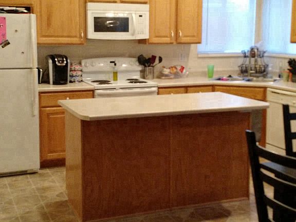 Open floor plan. Laundry room to the left