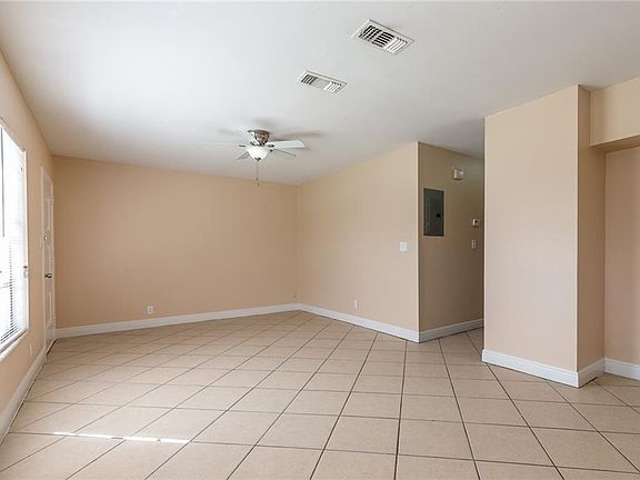 5th image of 7024 Baywood Dr