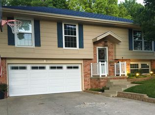 614 E 15th St N, Newton, IA 50208