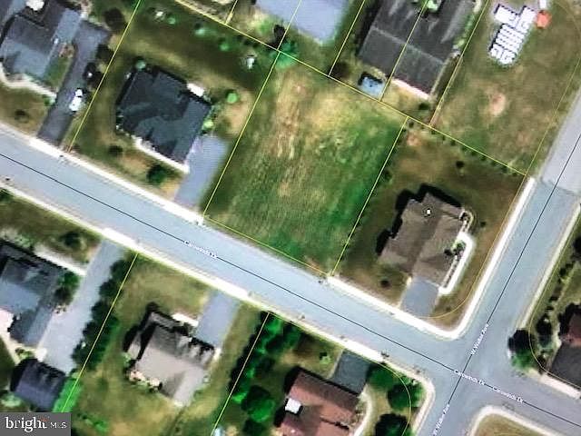 2nd image of Carowinds Dr
