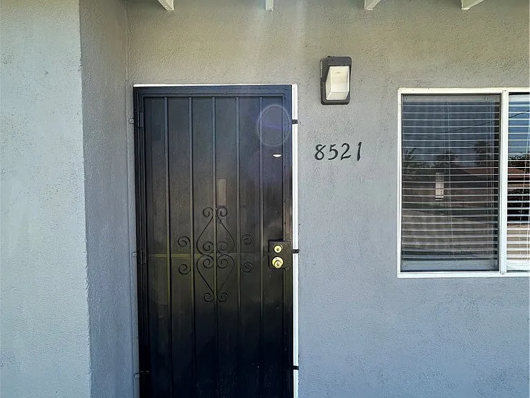 8523 Cedar St — Photo 3