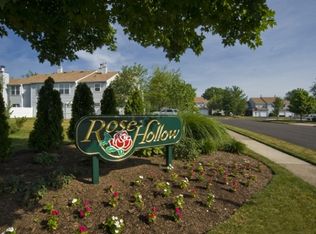 604B Rose Hollow Dr #B, Yardley, PA 19067