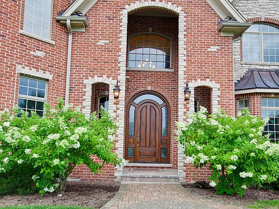 2nd image of 39W179 Long Meadow Ln