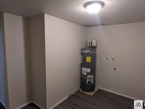 816 Union Mills Rd SE #1, Lacey, WA 98503
