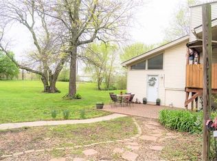 11907 E 251st St, Peculiar, MO 64078