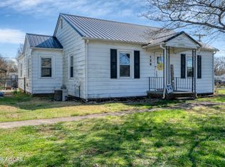 128 Wooddale St, Maryville, TN 37801