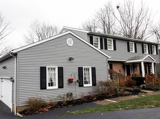7112 Sandpiper Ct, Painesville, OH 44077