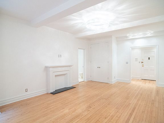 4th image of 145 W 58th St #5H