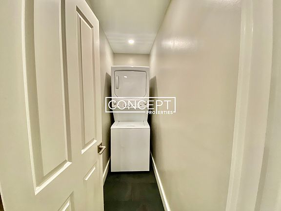 3rd image of 33 Portsmouth St APT 1