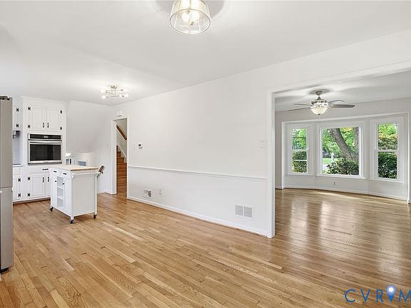 5th image of 521 Clauson Rd
