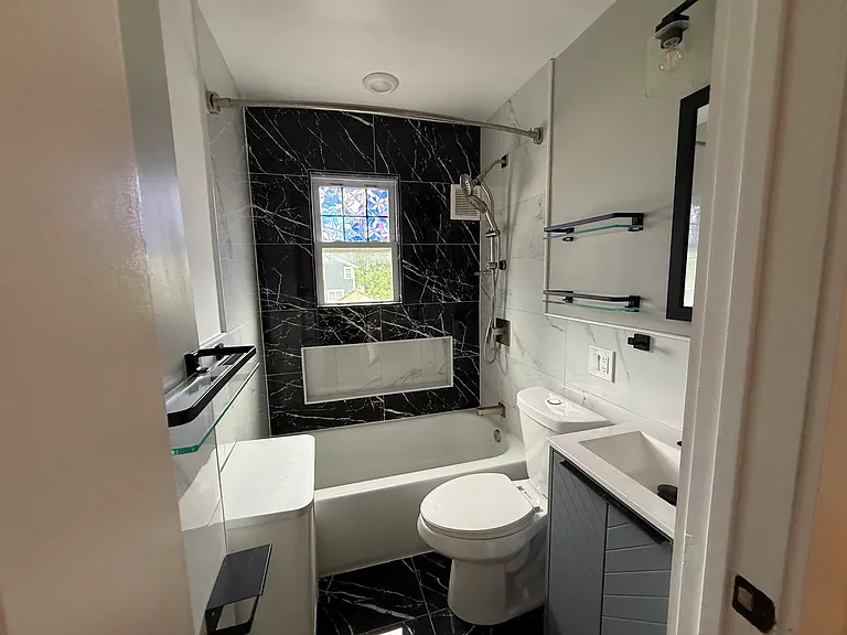 116 Greene Pl — Photo 9