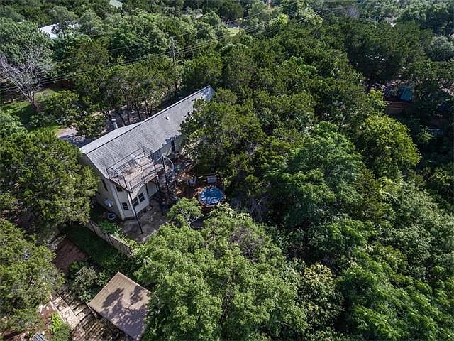 1st image of 3925 Lago Vista Dr