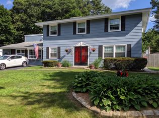 11 Terri Rd, Framingham, MA 01701