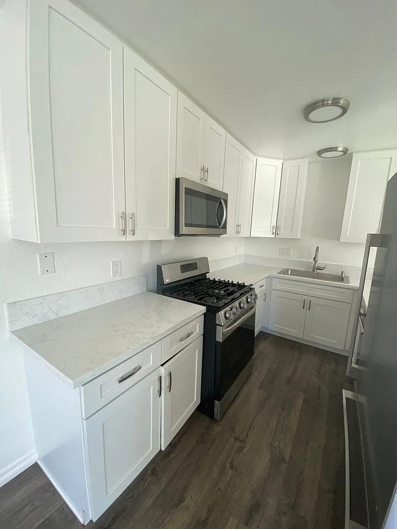 Building Photo - 34102 La Serena Drive