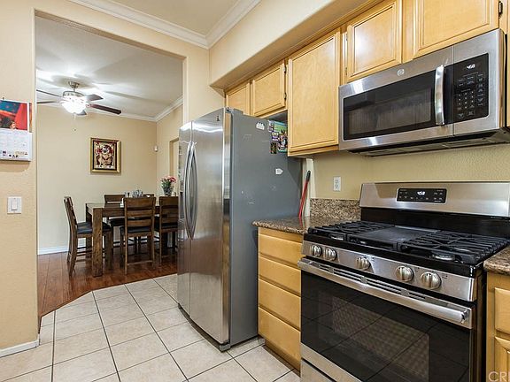 5th image of 9001 Owensmouth Ave Unit 49