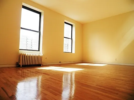 Rented by Stonecrest Realty | media 10