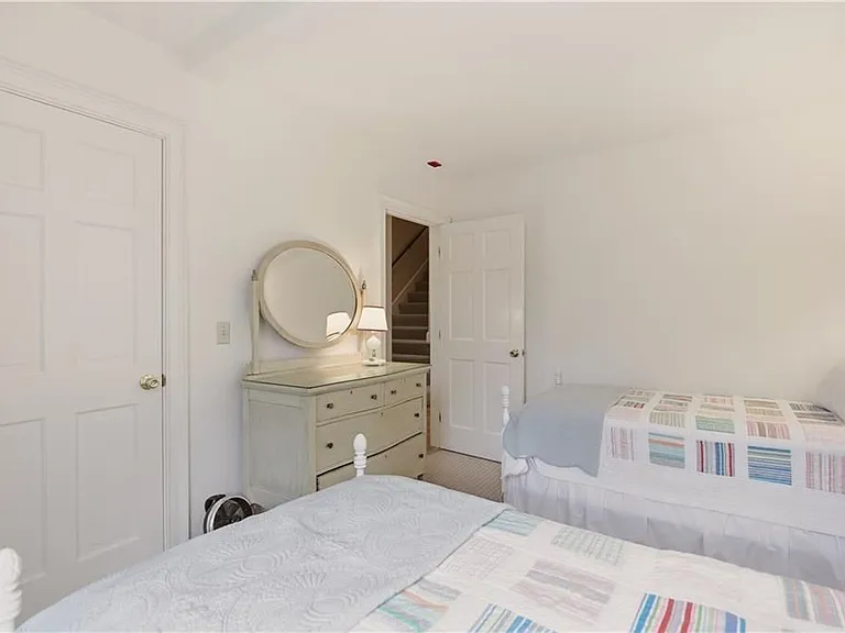 158 Narragansett Ave #I — Photo 12